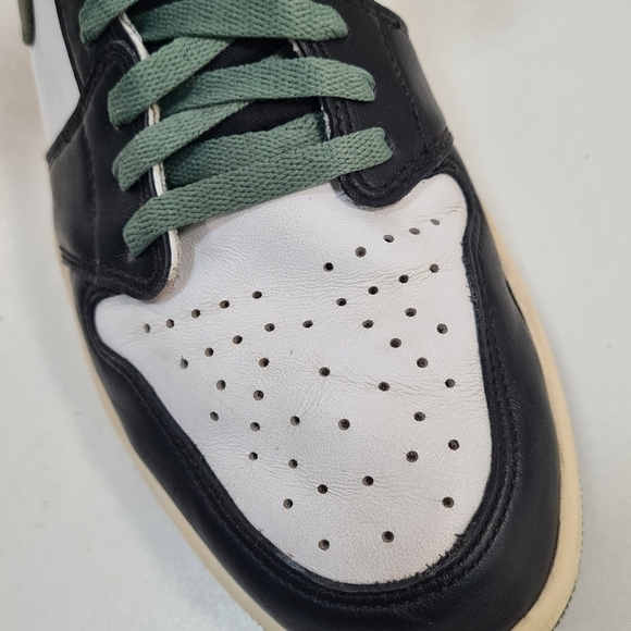 Air Jordan 1 Retro High OG “Clay Green” 2018 555088-135 Men’s Size 13 Sneakers main image 8